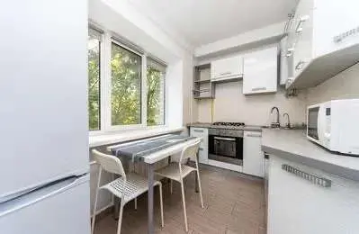 Фото Продаю 2 кімнатну квартиру, 47 кв. м, Німанська вул. 2 Київ, ціна: 104000 $, код 3173