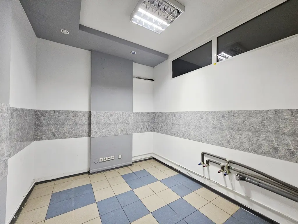Фото Rent an office, Dmytra Bahaliia Street (Pozharskoho Street) 4 Kyiv for long-term rent, price: 40000 UAH, code 3175