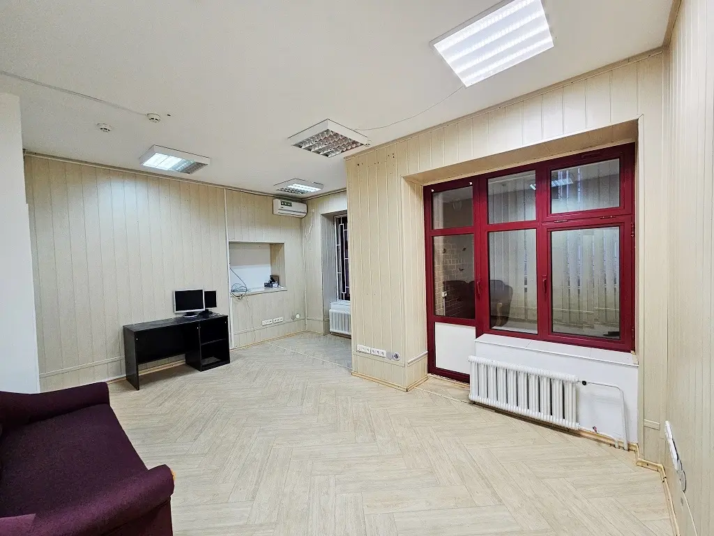 Фото Rent an office, Dmytra Bahaliia Street (Pozharskoho Street) 4 Kyiv for long-term rent, price: 40000 UAH, code 3175