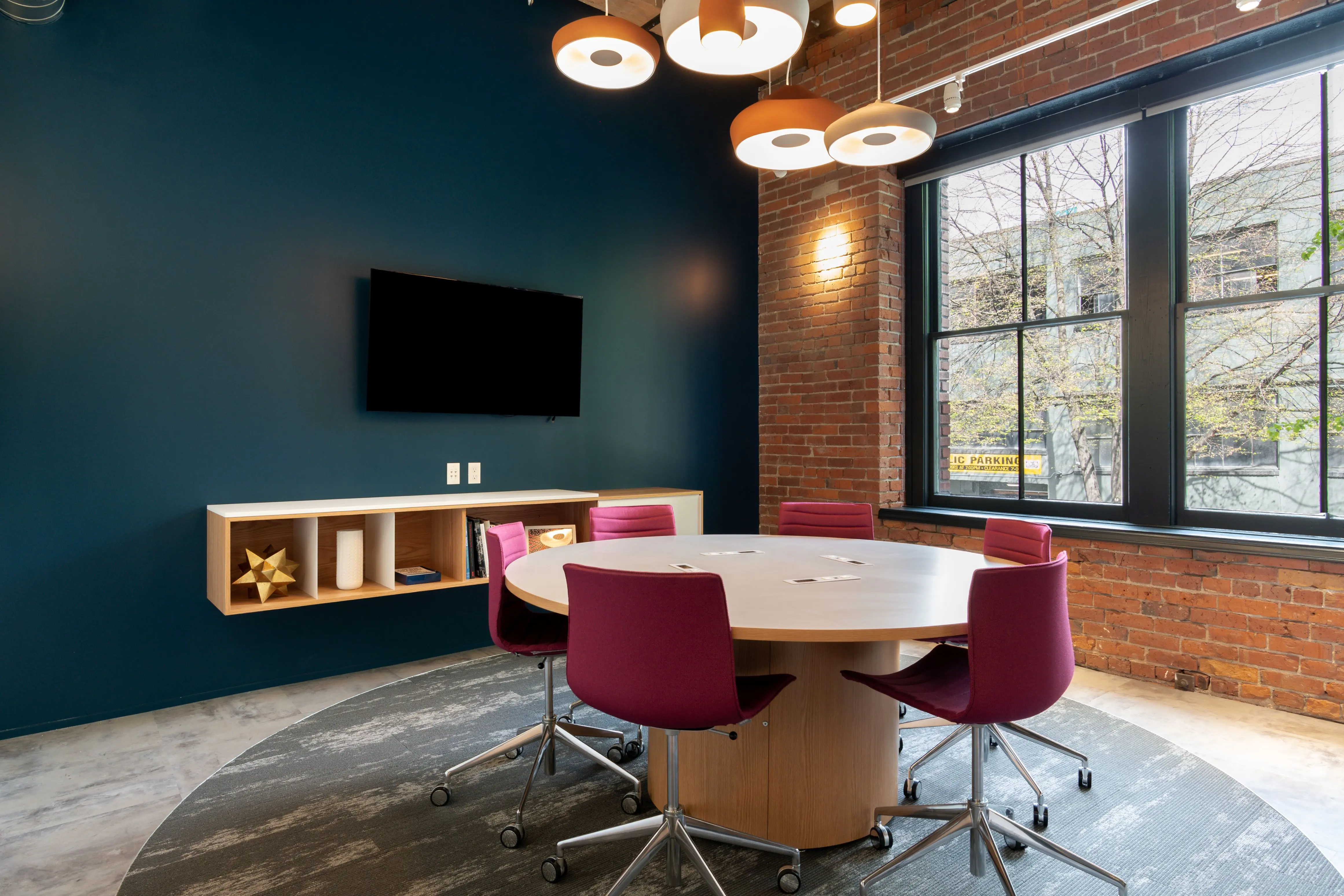 Фото Rent an office, Dorohozhytska Street 6а Kyiv for long-term rent, price: 65 $, code 3187