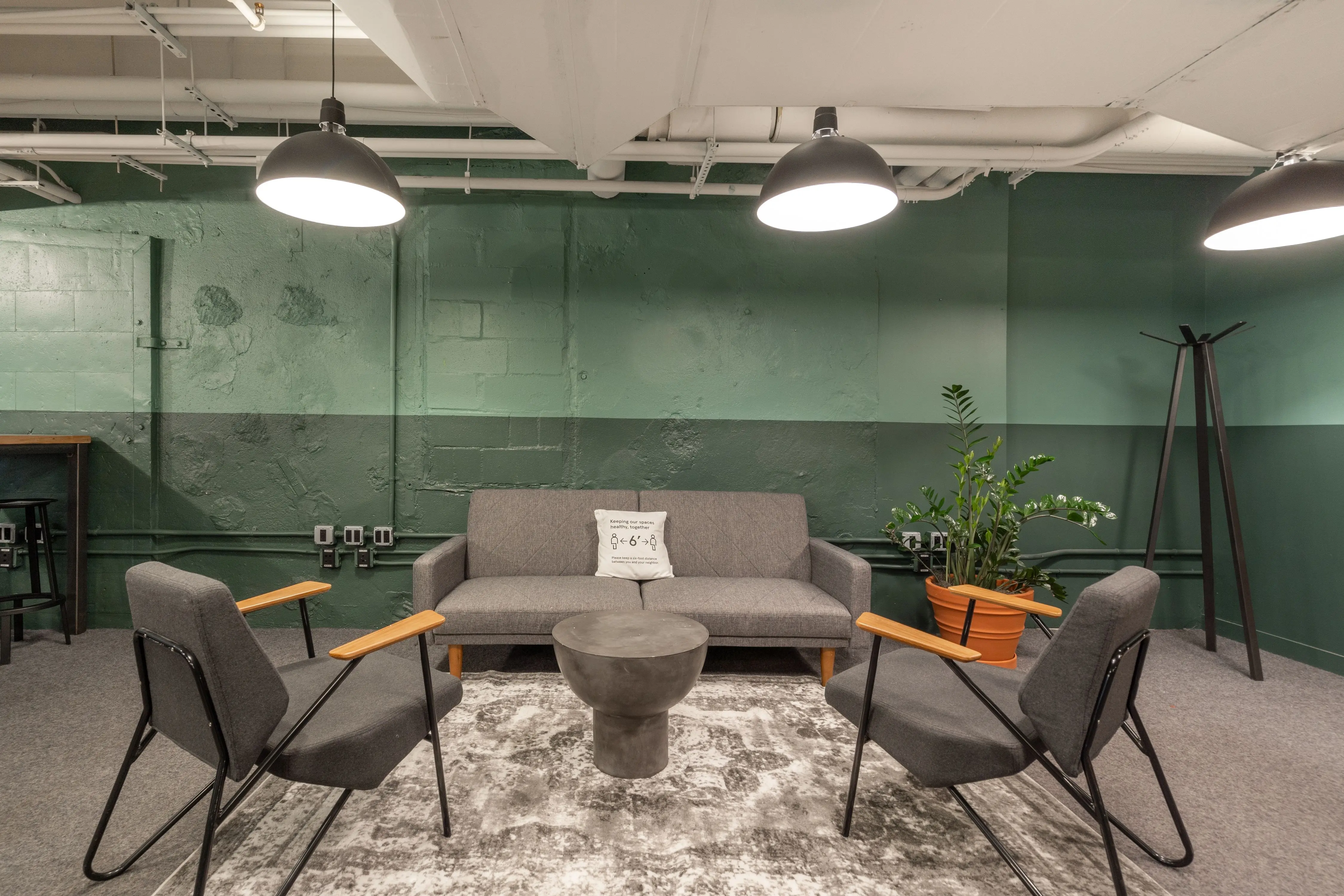 Фото Rent an office, Dorohozhytska Street 6а Kyiv for long-term rent, price: 139 $, code 3188