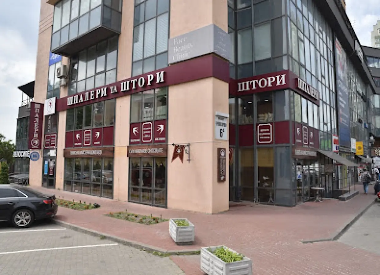 Фото Арендовать торговую площадь, Валерия Лобановского просп. (Краснозвёздный) 6а Киев в долгосрочную аренду, цена: 70000 UAH, код 3189