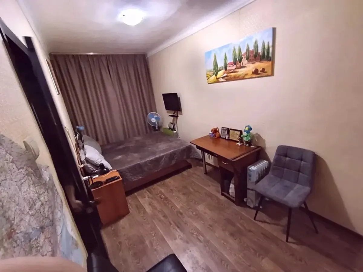 Фото Продаю 2 кімнатну квартиру, 41 кв. м, Науки просп. 74 Київ, ціна: 63000 $, код 3198