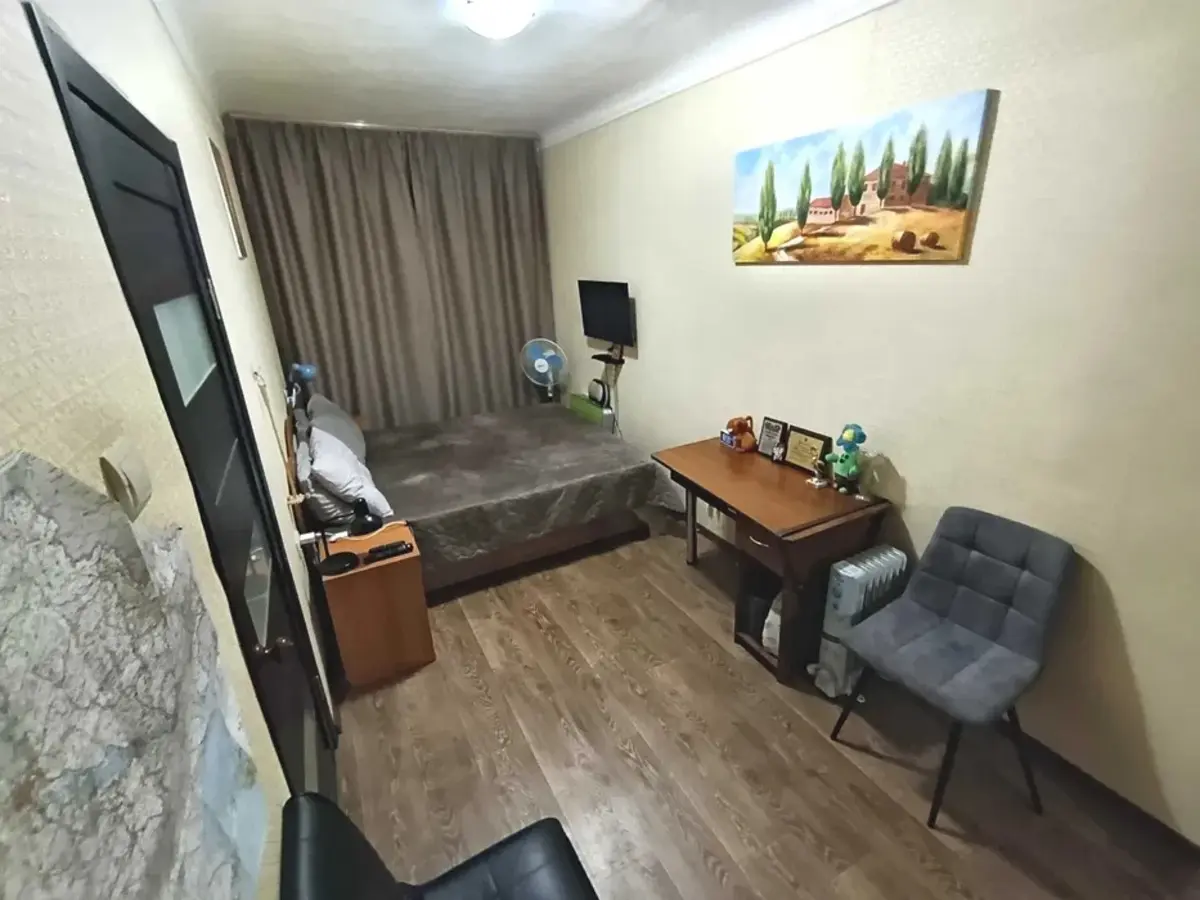 Фото Продаю 2 кімнатну квартиру, 41 кв. м, Науки просп. 74 Київ, ціна: 63000 $, код 3198