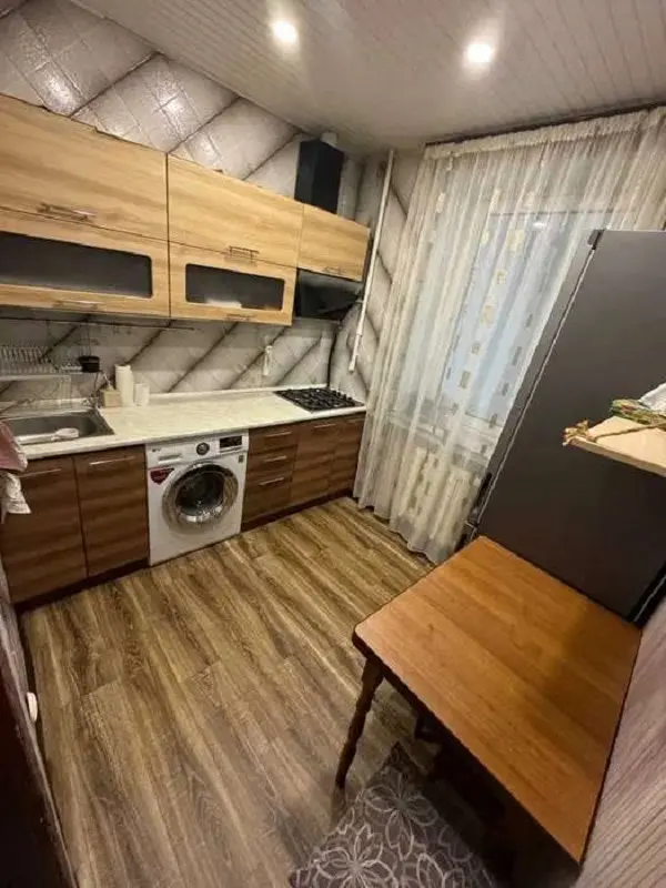 Фото Продаю 1 кімнатну квартиру, 31 кв. м, Соборності просп. (Возз’єднання) 18 Київ, ціна: 41000 $, код 3209