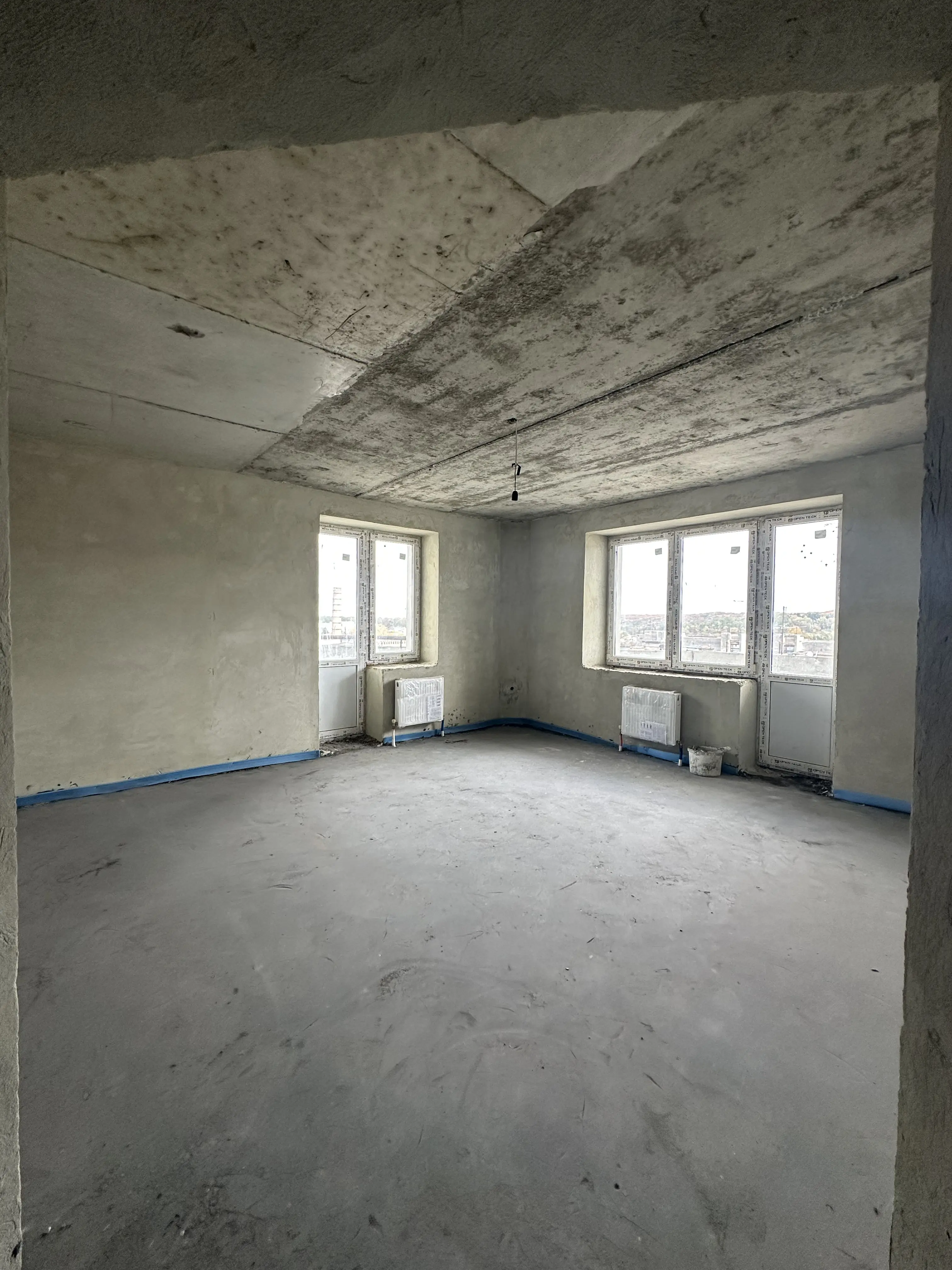 Фото Продаю 2 кімнатну квартиру, 93.5 кв. м, 50-річчя УПА вул.  Моршин, ціна: 84150 $, код 3216