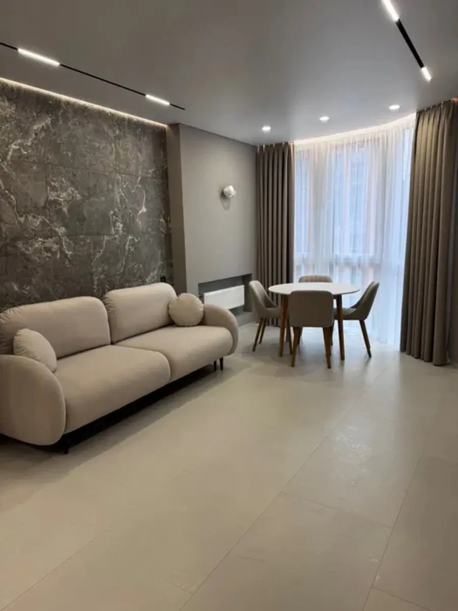 Фото Selling a 1-room apartment, 37 sq.m., Rodyny Kistyakivskykh street  Kyiv, price: 136900 $, code 3219