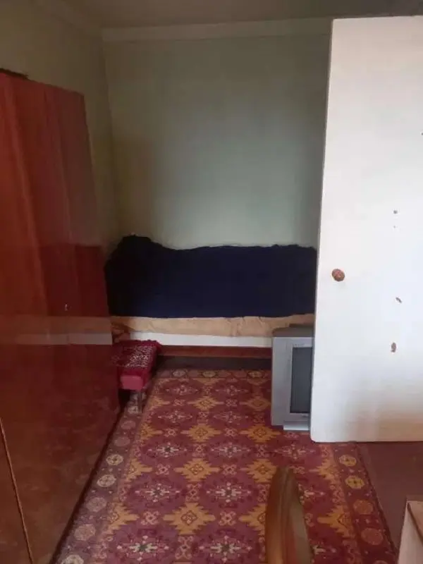 Фото Продаю 2 кімнатну квартиру, 50 кв. м, Соборності просп. (Возз’єднання) 11 Київ, ціна: 45500 UAH, код 3225