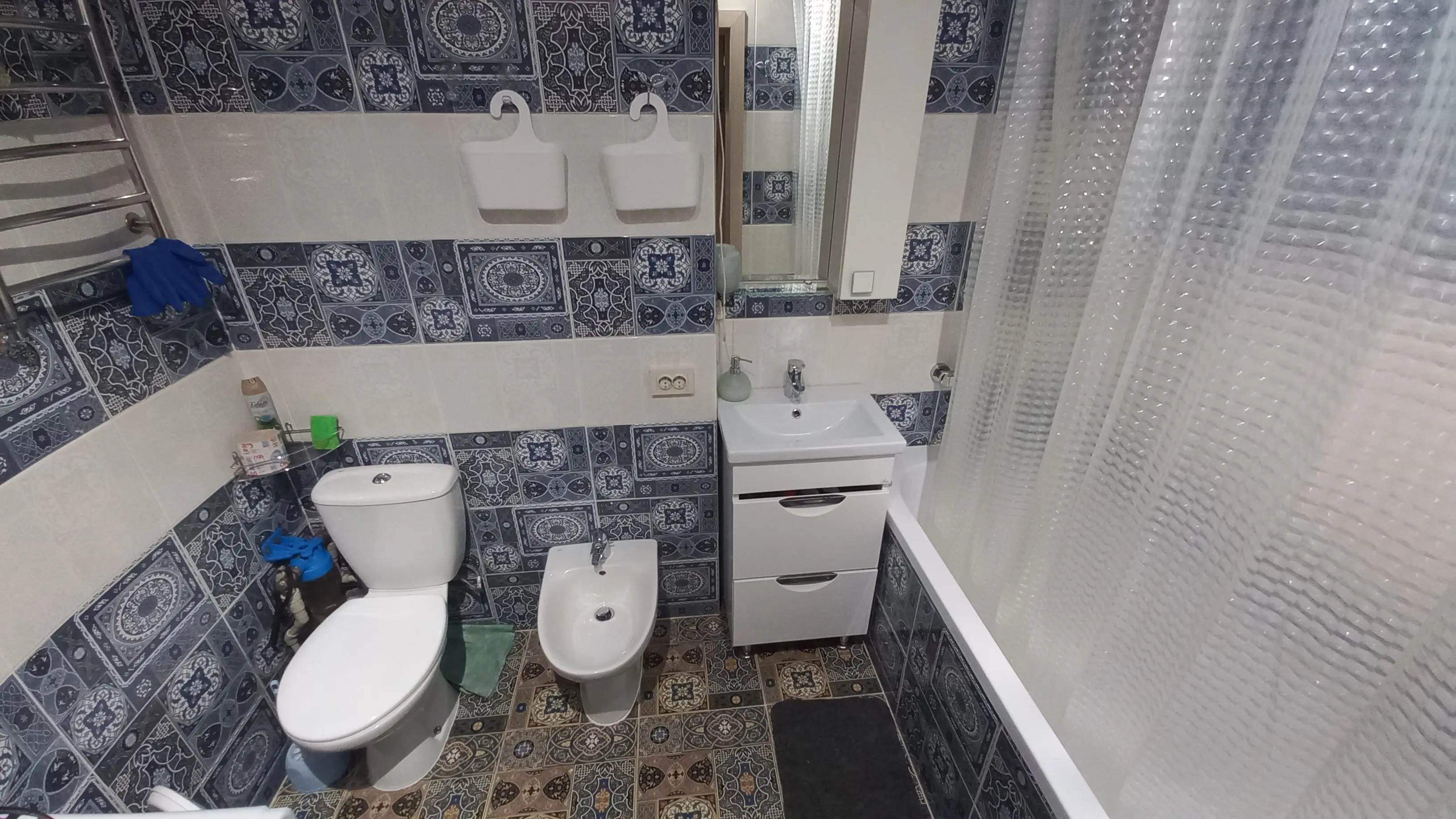 Фото Продаю 1 кімнатну квартиру, 36 кв. м, Остромирська вул. (Радгоспна)  Гостомель, ціна: 41000 $, код 3230