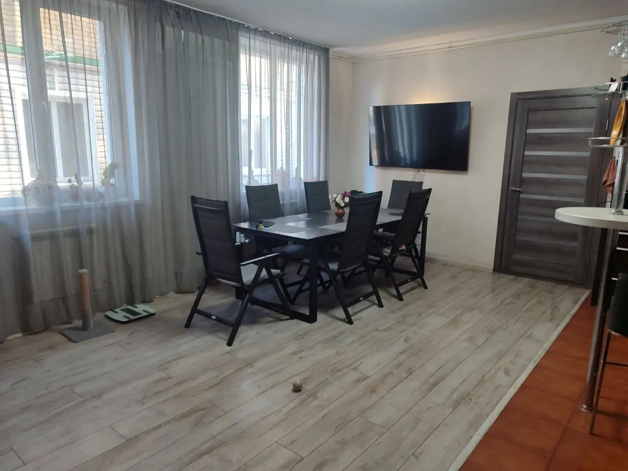 Фото Продаю дом, 320 кв. м, Киевский шлях ул. (Ленина)  Великая Александровка, цена: 210000 $, код 3233