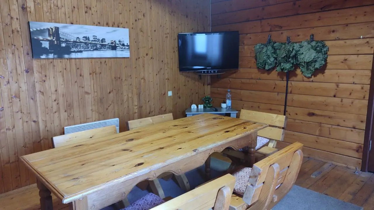 Фото Продаю дом, 320 кв. м, Киевский шлях ул. (Ленина)  Великая Александровка, цена: 210000 $, код 3233