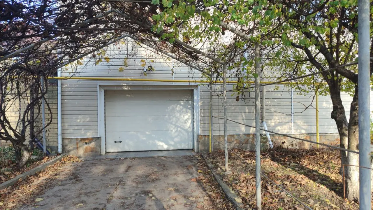 Фото Продаю дом, 320 кв. м, Киевский шлях ул. (Ленина)  Великая Александровка, цена: 210000 $, код 3233