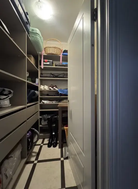 Фото Selling a 1-room apartment, 48 sq.m., Zhabotynskoho Street  Odesa, price: 64500 $, code 3235