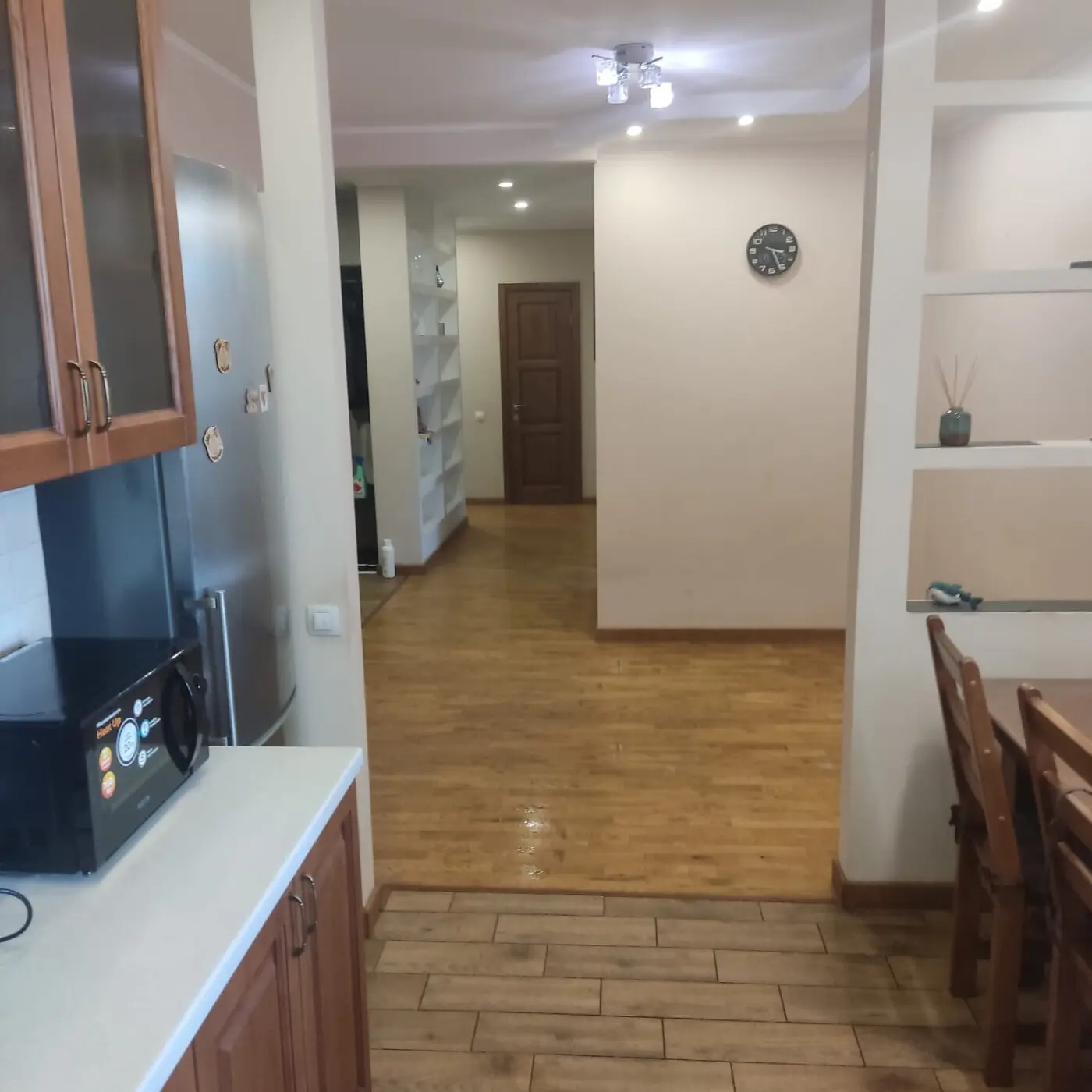 Фото Зняти 3 кімнатну квартиру, Київська вул. 245 Бровари в довгострокову оренду, ціна: 20000 грн, код 3241