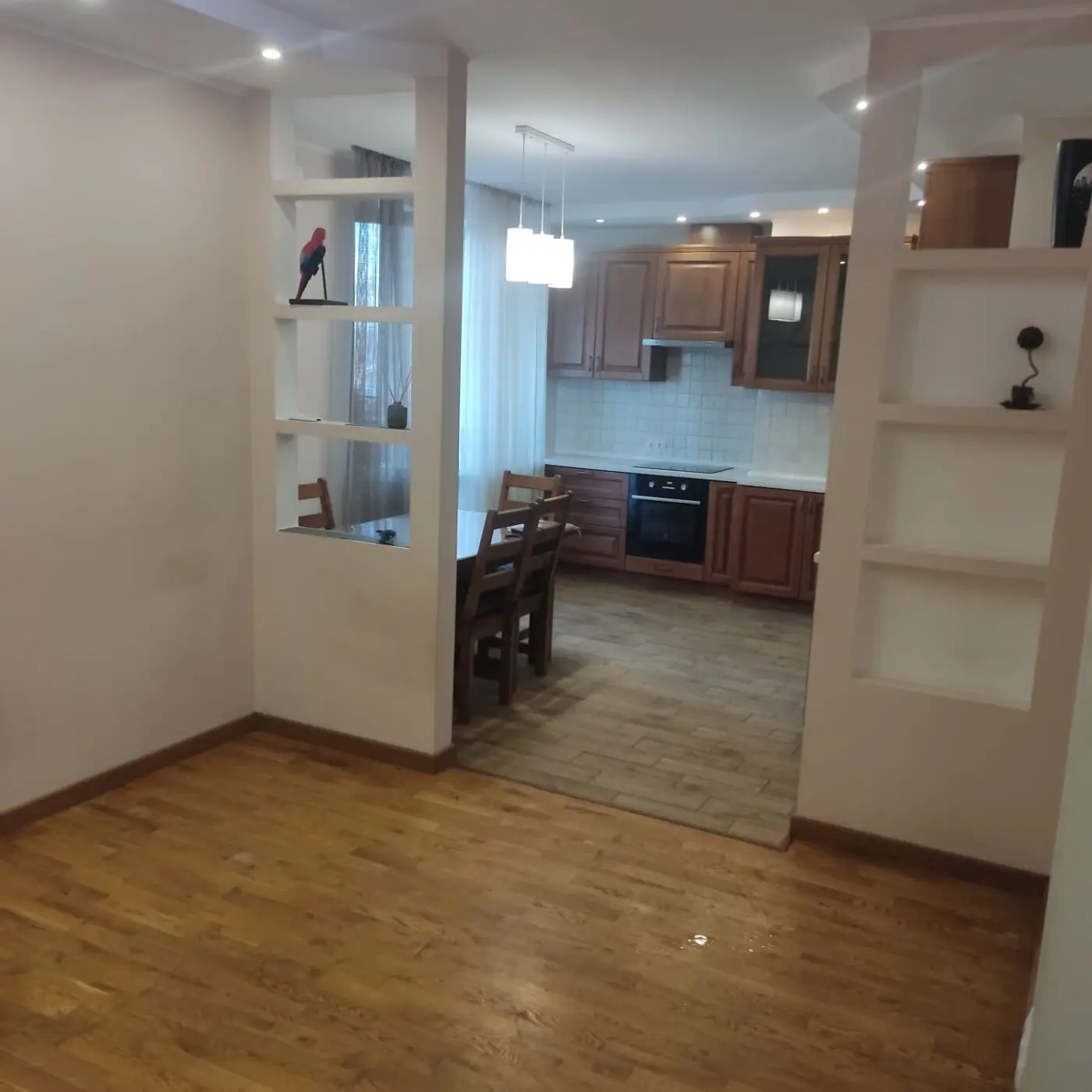 Фото Зняти 3 кімнатну квартиру, Київська вул. 245 Бровари в довгострокову оренду, ціна: 20000 грн, код 3241