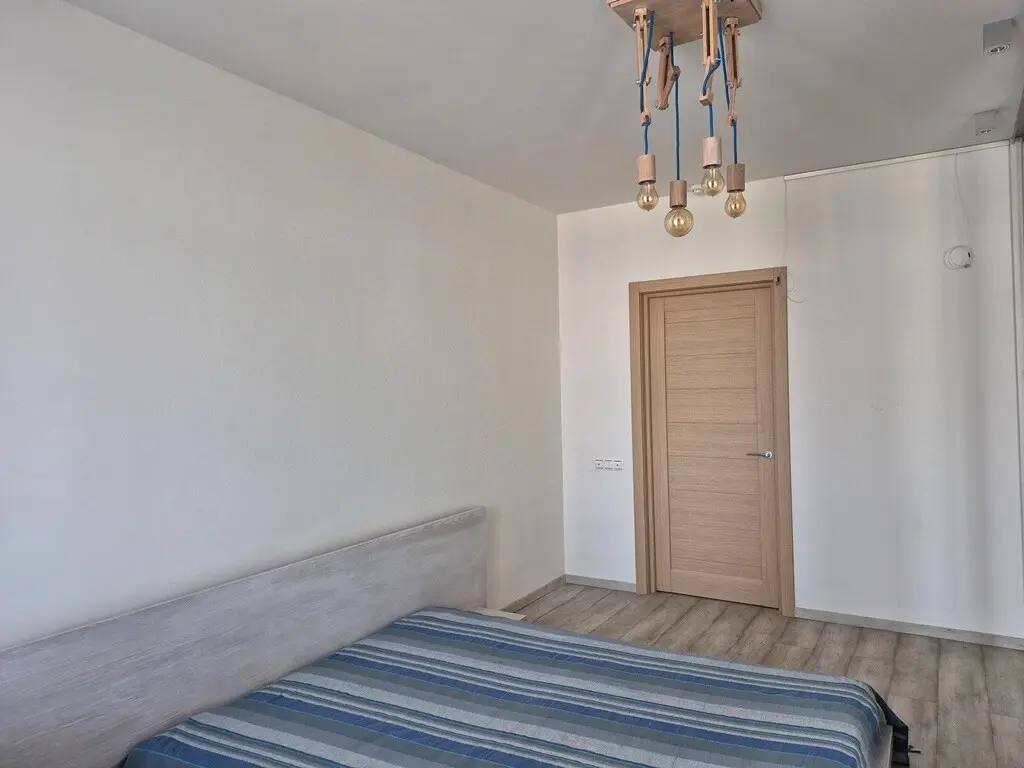 Фото Продаю 3 кімнатну квартиру, 74 кв. м, Соборності просп. (Возз’єднання) 30а Київ, ціна: 170000 $, код 3242