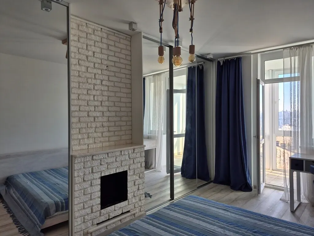 Фото Продаю 3 кімнатну квартиру, 74 кв. м, Соборності просп. (Возз’єднання) 30а Київ, ціна: 170000 $, код 3242