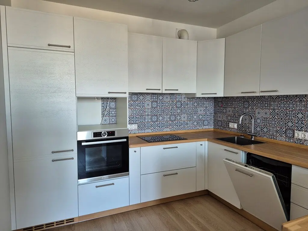 Фото Продаю 3 кімнатну квартиру, 74 кв. м, Соборності просп. (Возз’єднання) 30а Київ, ціна: 170000 $, код 3242