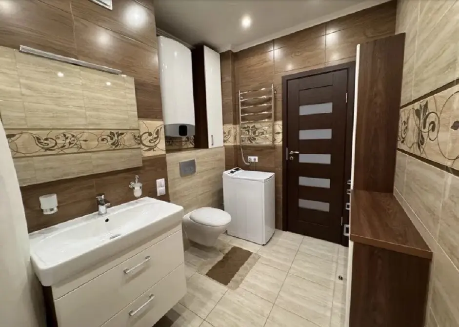 Фото Зняти 2 кімнатну квартиру, Зарічна вул.  Київ в довгострокову оренду, ціна: 30000 грн, код 3244