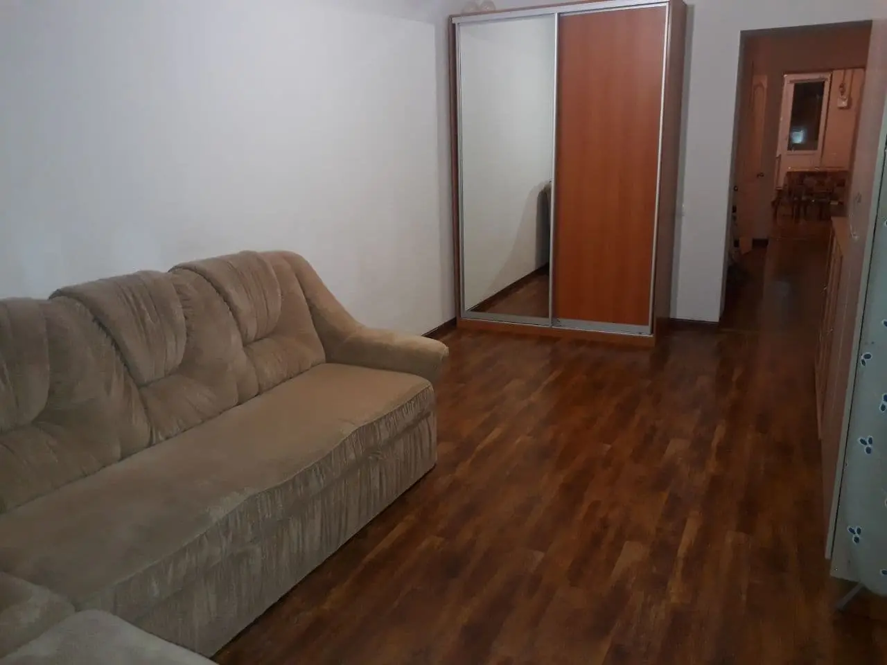 Фото Зняти 1 кімнатну квартиру, Здолбунівська вул. 13 Київ в довгострокову оренду, ціна: 11000 UAH, код 3246