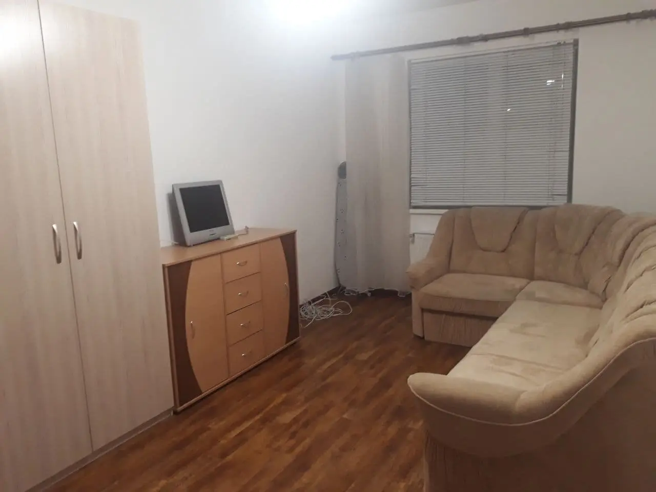 Фото Зняти 1 кімнатну квартиру, Здолбунівська вул. 13 Київ в довгострокову оренду, ціна: 11000 UAH, код 3246