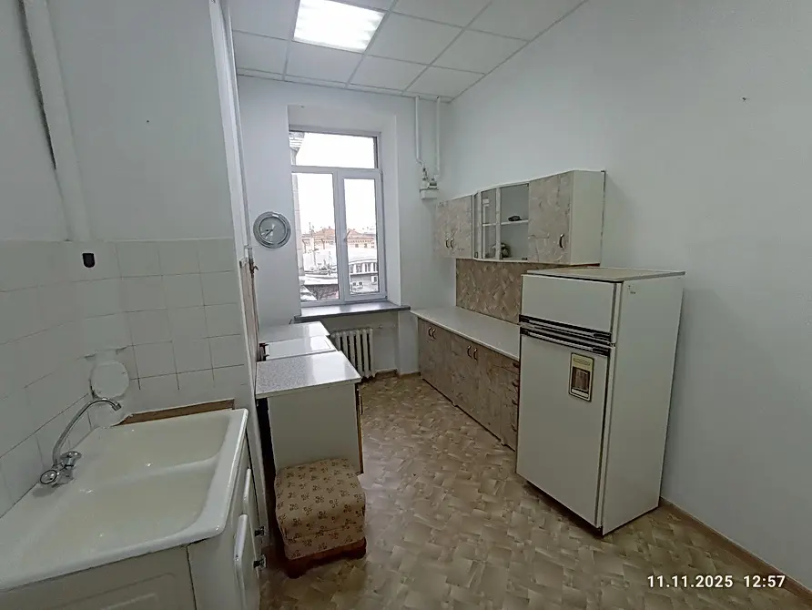 Фото Орендувати офіс, Хрещатик вул. 15 Київ в довгострокову оренду, ціна: 1000 $, код 3249