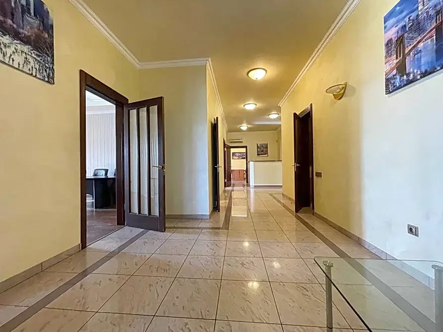 Фото Орендувати офіс, Шота Руставелі вул. 44 Київ в довгострокову оренду, ціна: 63000 UAH, код 3262