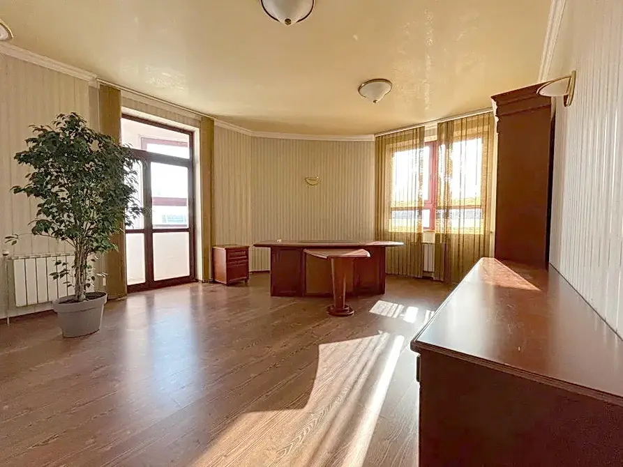 Фото Орендувати офіс, Шота Руставелі вул. 44 Київ в довгострокову оренду, ціна: 63000 UAH, код 3262