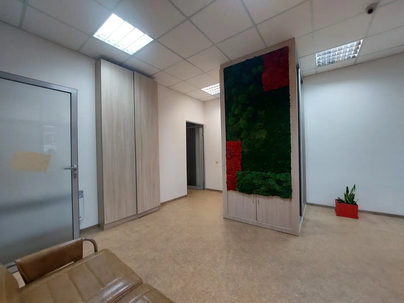 Фото Орендувати офіс, Віктора Забіли вул. 5 Київ в довгострокову оренду, ціна: 37200 грн, код 3264