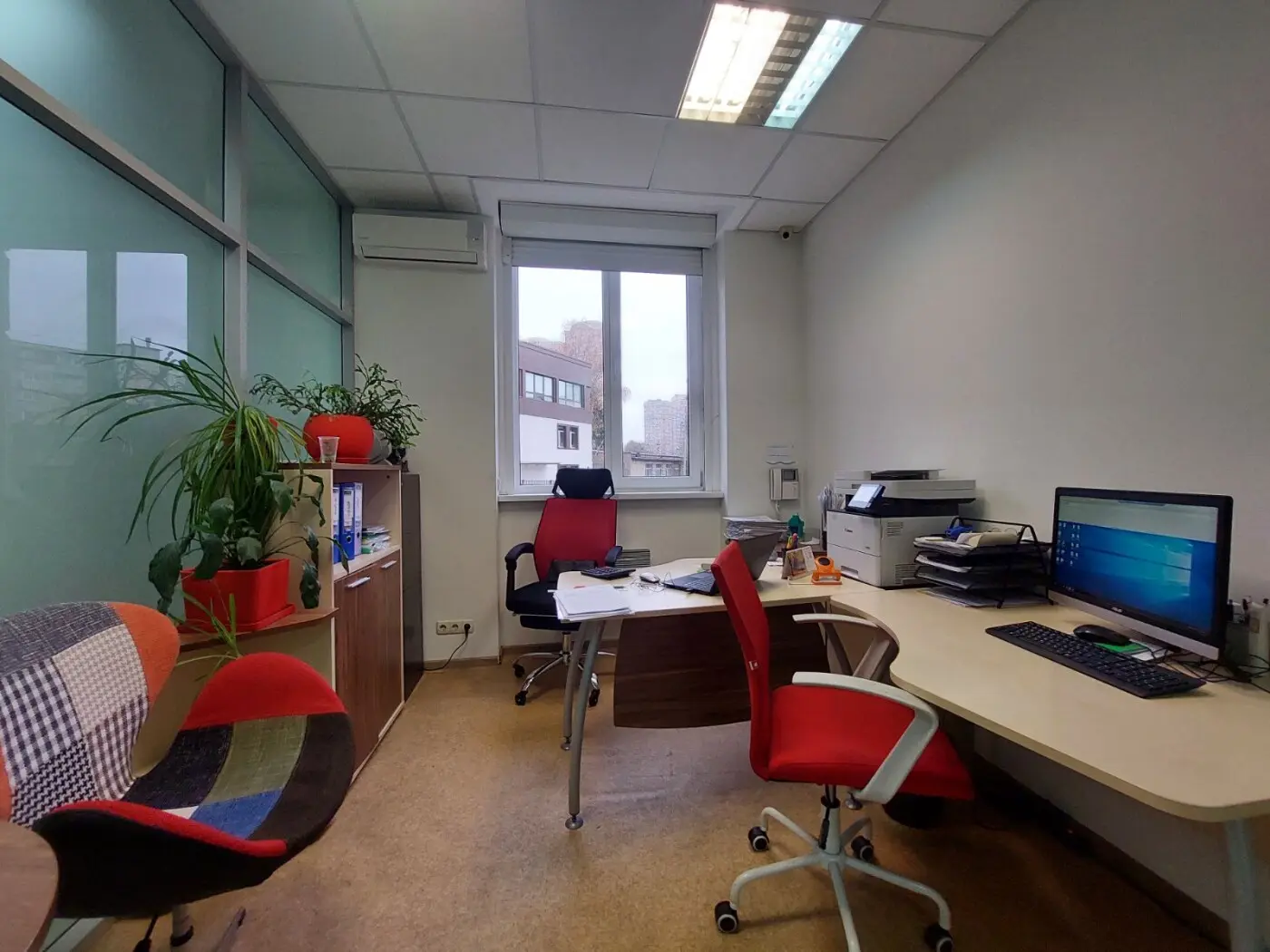 Фото Орендувати офіс, Віктора Забіли вул. 5 Київ в довгострокову оренду, ціна: 37200 грн, код 3264