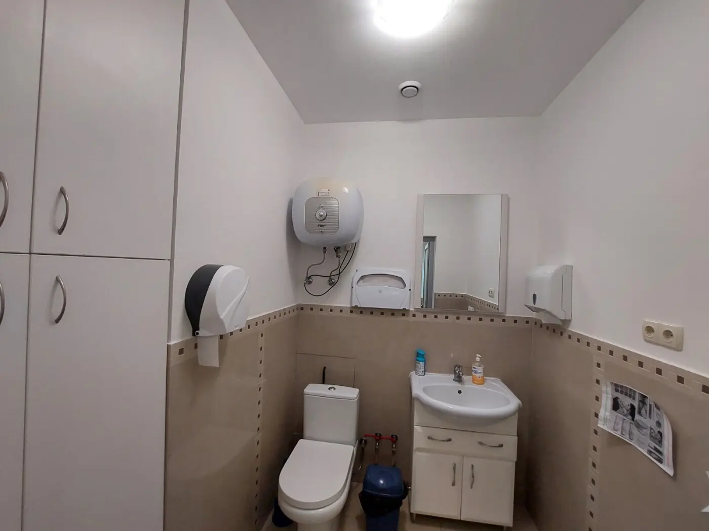 Фото Орендувати офіс, Віктора Забіли вул. 5 Київ в довгострокову оренду, ціна: 37200 грн, код 3264