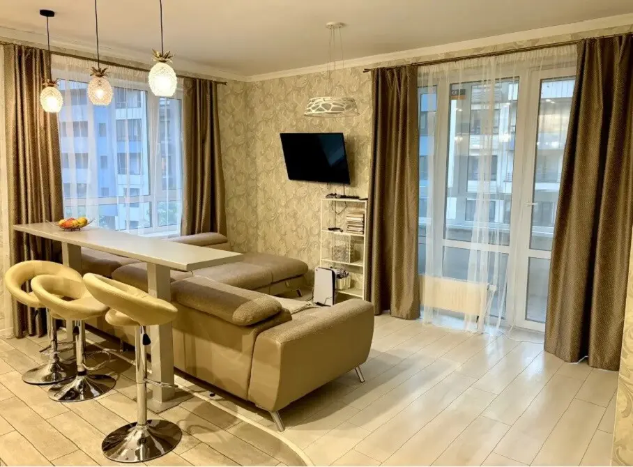 Фото Зняти 1 кімнатну квартиру, Шолуденка вул. 1 Київ в довгострокову оренду, ціна: 29500 грн, код 3265