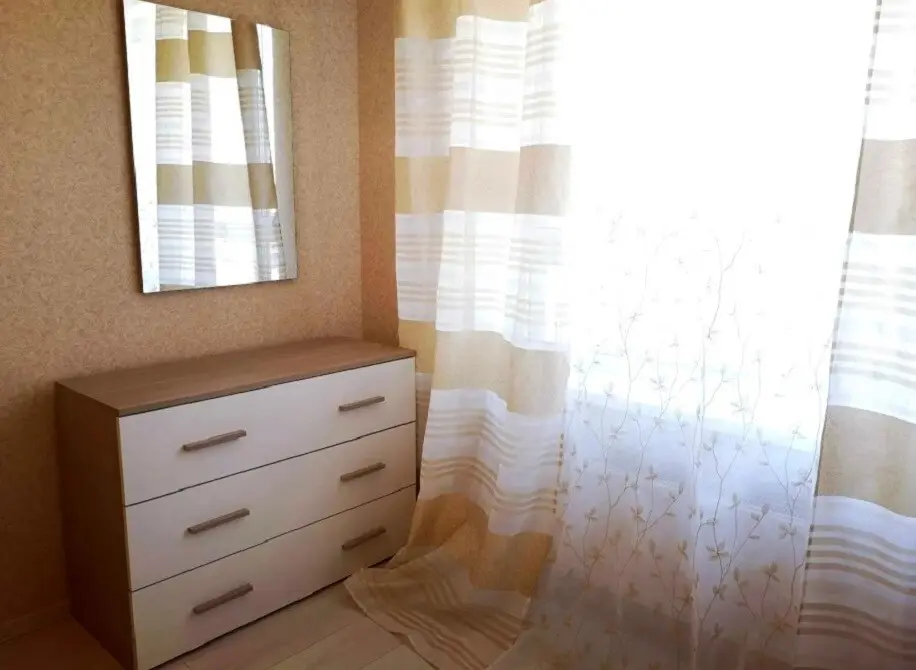 Фото Зняти 1 кімнатну квартиру, Шолуденка вул. 1 Київ в довгострокову оренду, ціна: 29500 грн, код 3265