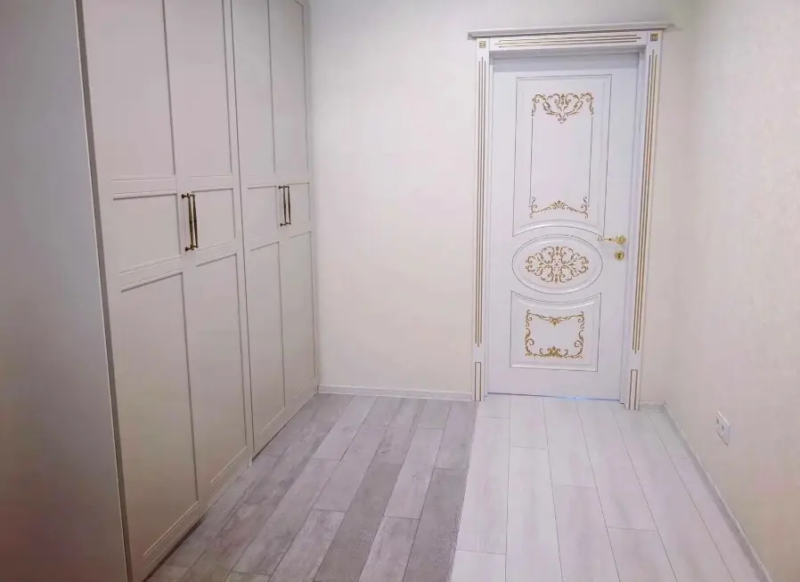 Фото Зняти 1 кімнатну квартиру, Шолуденка вул. 1 Київ в довгострокову оренду, ціна: 29500 грн, код 3265