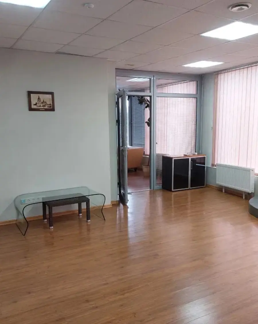 Фото Rent an office, Tarasa Shevchenka Boulevard (Taras Shevchenko Boulevard) 33б Kyiv for long-term rent, price: 50000 UAH, code 3272