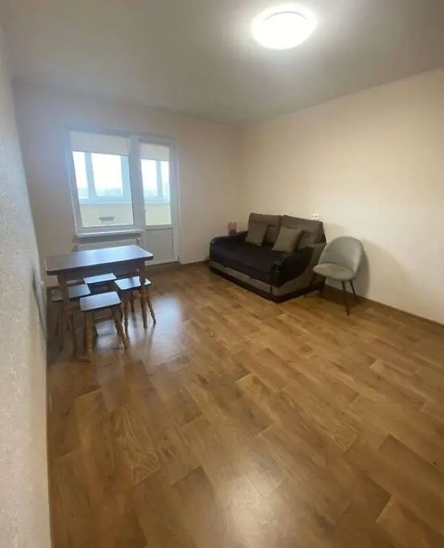 Фото Снять 1-комнатную квартиру, Ревуцкого ул. 54 Киев в долгосрочную аренду, цена: 14000 грн, код 3273