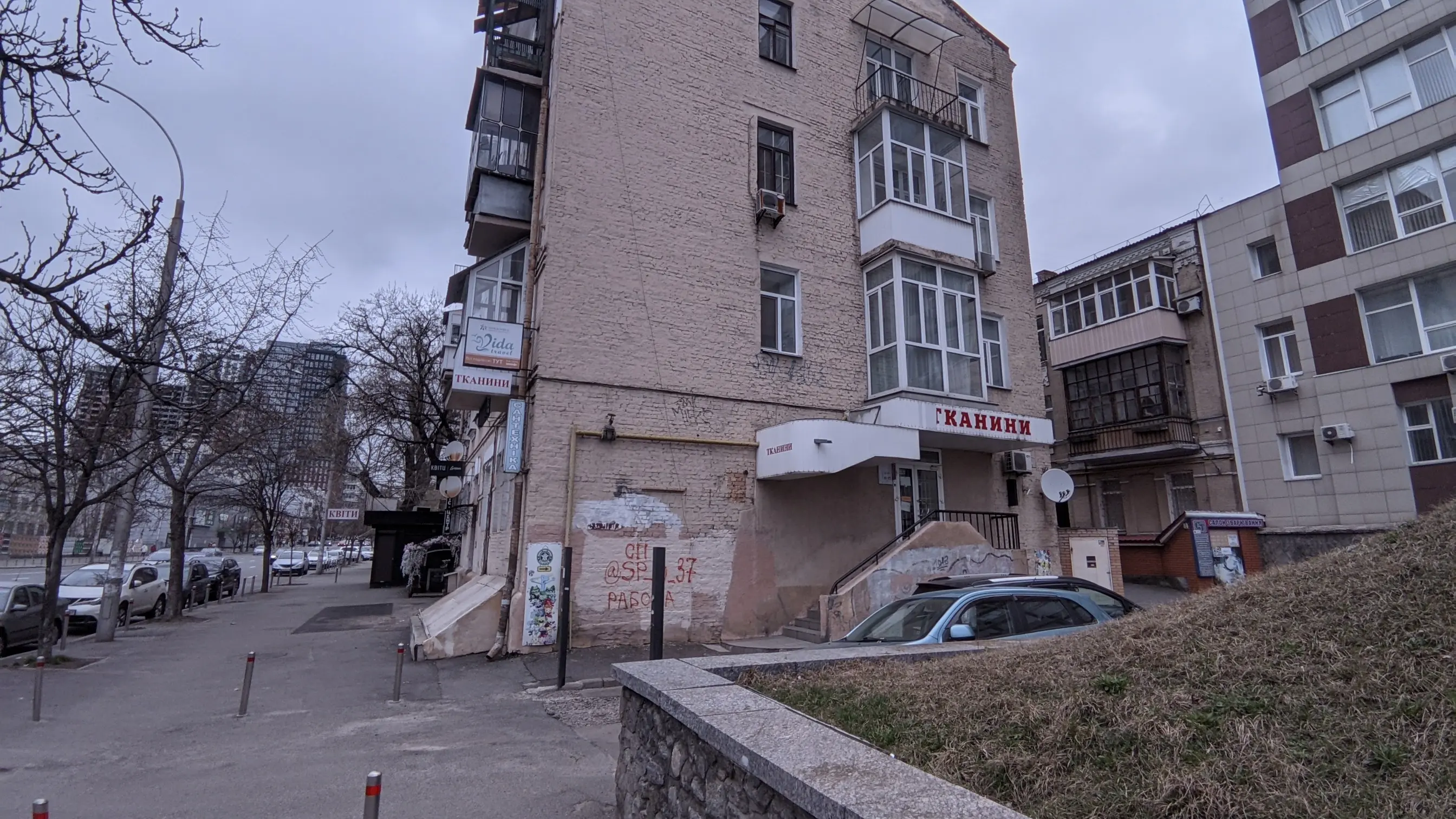 Фото Rent a retail space, Antonovycha Street (Horkoho Street) 59 Kyiv for long-term rent, price: 20000 UAH, code 3279
