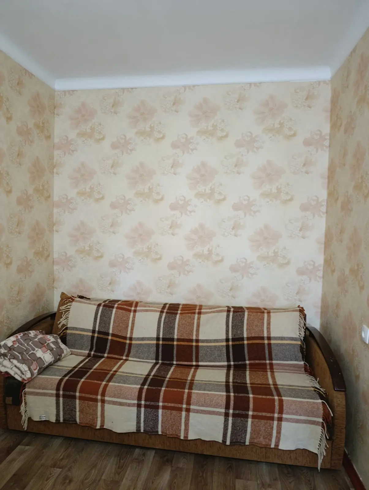 Фото Зняти 1 кімнатну квартиру, Ярослава Івашкевича вул.  Київ в довгострокову оренду, ціна: 10000 UAH, код 3281