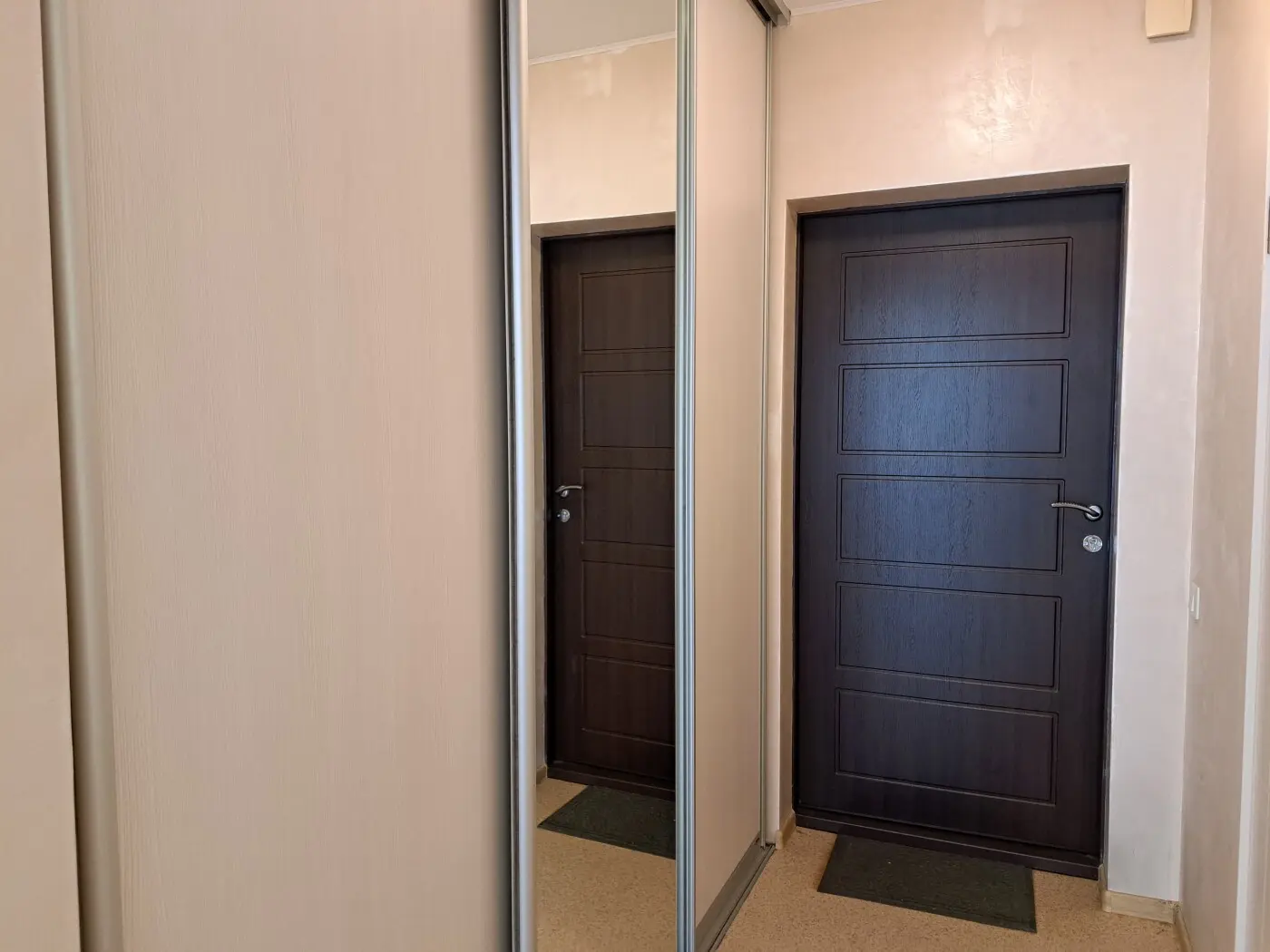 Фото Снять 1-комнатную квартиру, Харьковское шоссе 188 Киев в долгосрочную аренду, цена: 12000 грн, код 3288