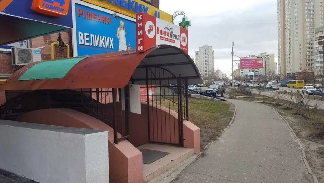 Фото Орендувати офіс, Драгоманова вул. 17 Київ в довгострокову оренду, ціна: 35000 грн, код 3290