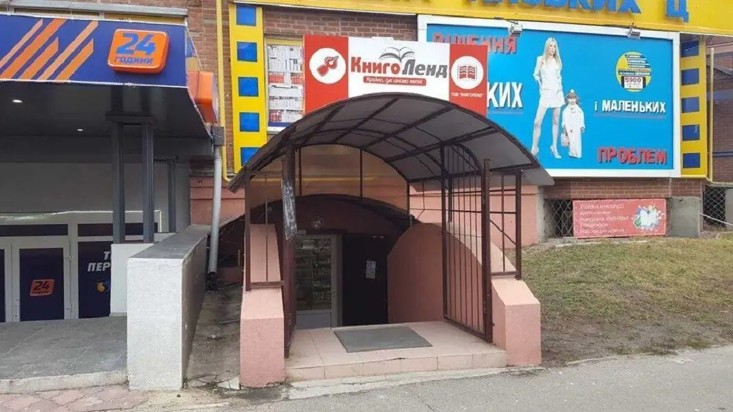 Фото Орендувати офіс, Драгоманова вул. 17 Київ в довгострокову оренду, ціна: 35000 грн, код 3290