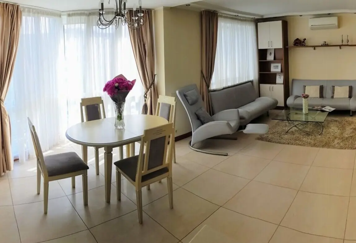 Фото Продаю 2-комнатную квартиру, 65 кв. м, Леси Украинки бульв. 10 Киев, цена: 150000 $, код 3291