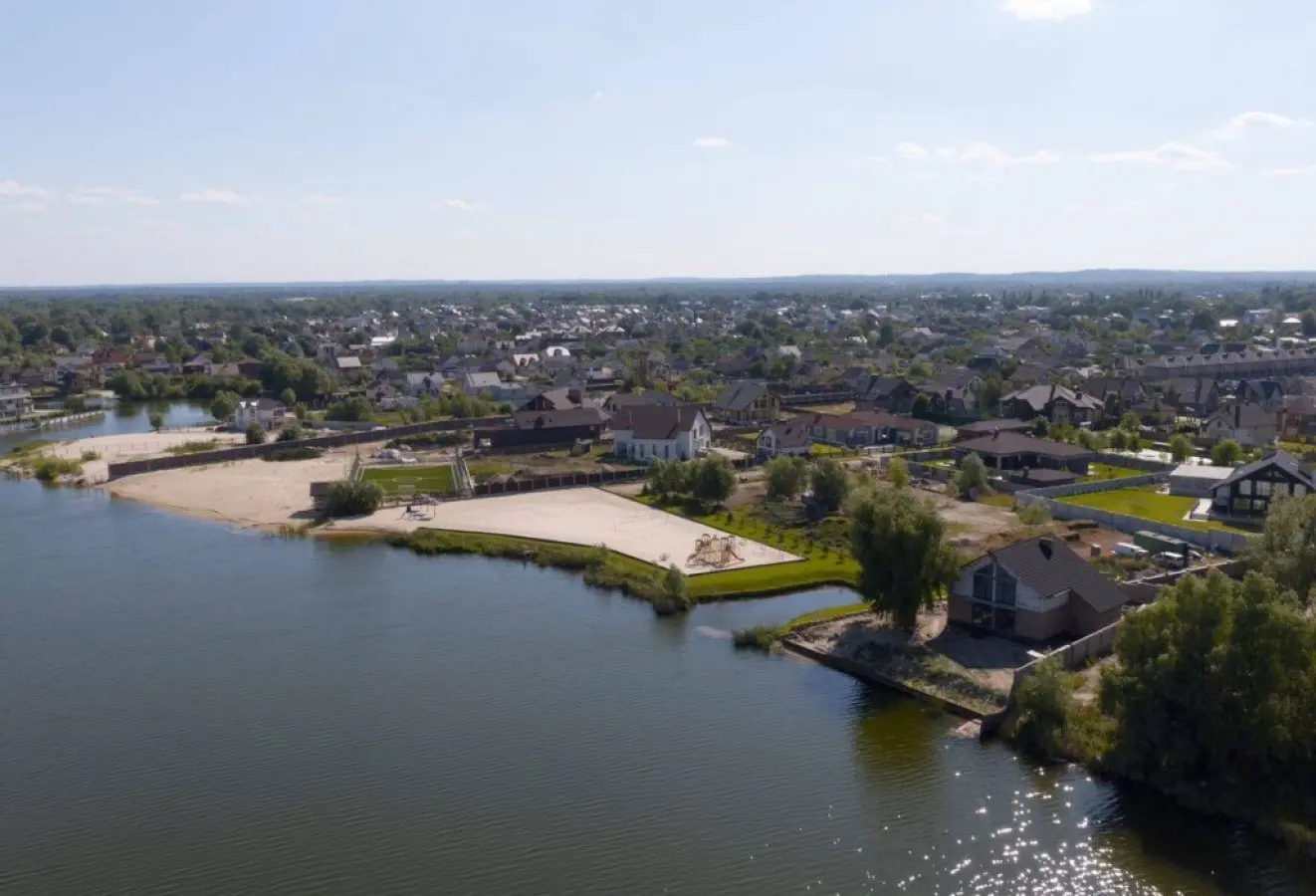 Фото Зняти будинок, Центральна вул.  Київ в довгострокову оренду, ціна: 2800 $, код 3298