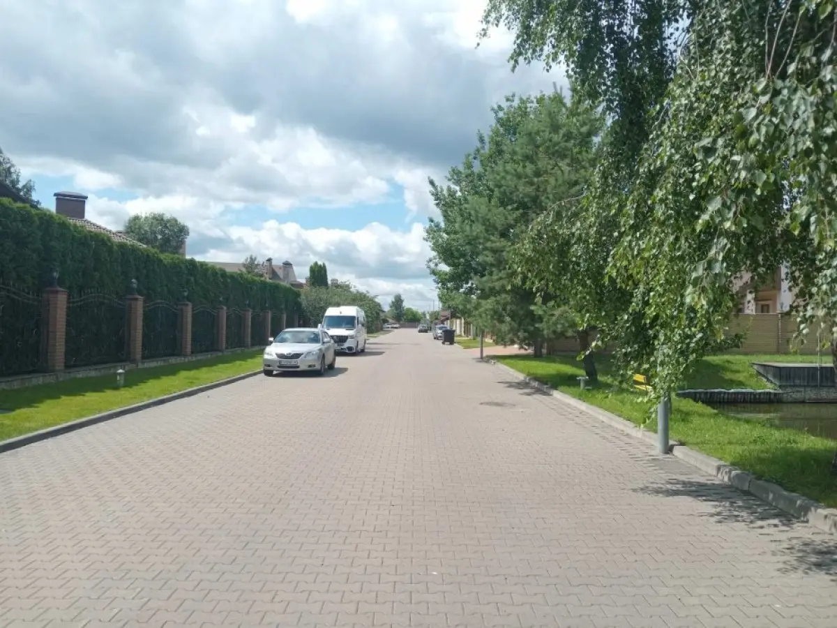 Фото Зняти будинок, Центральна вул.  Київ в довгострокову оренду, ціна: 2800 $, код 3298