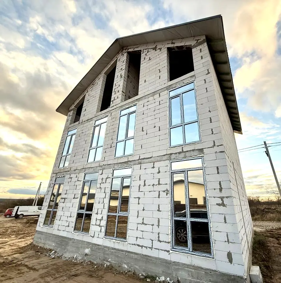 Фото Продаю 1 кімнатну квартиру, 20.4 кв. м, Білогородка, ціна: 12300 $, код 3210