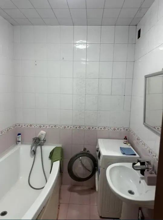 Фото Selling a 3-room apartment, 68 sq.m., Armiiska Street  Odesa, price: 78000 $, code 3301