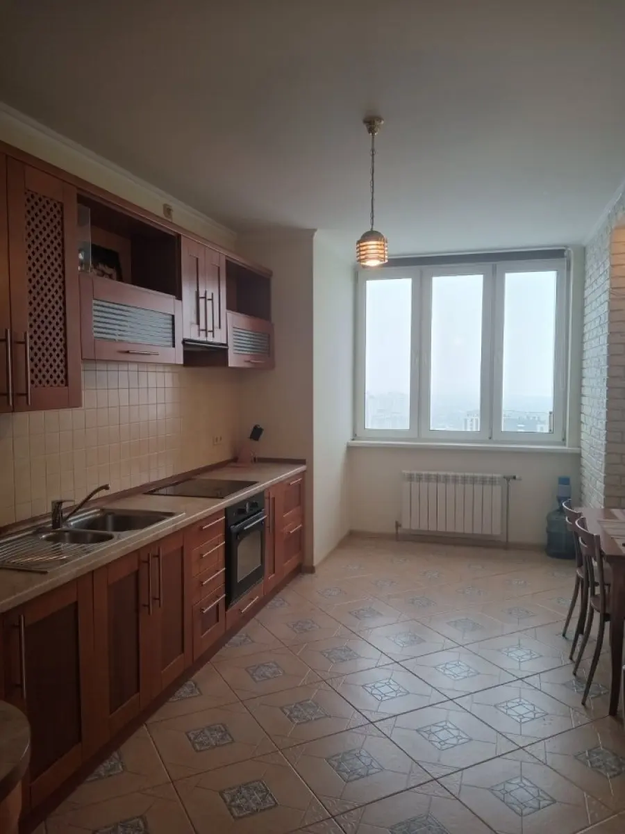 Фото Снять 3-комнатную квартиру, Княжий Затон ул. 21 Киев в долгосрочную аренду, цена: 25000 UAH, код 3303