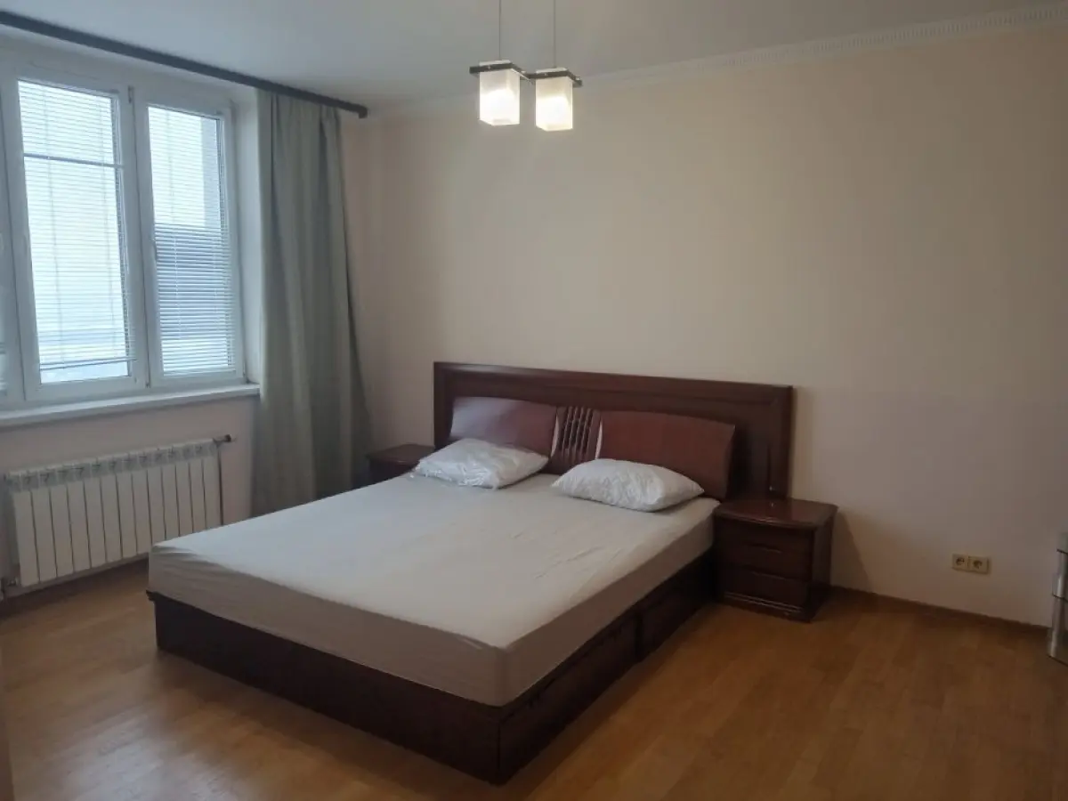 Фото Снять 3-комнатную квартиру, Княжий Затон ул. 21 Киев в долгосрочную аренду, цена: 25000 UAH, код 3303