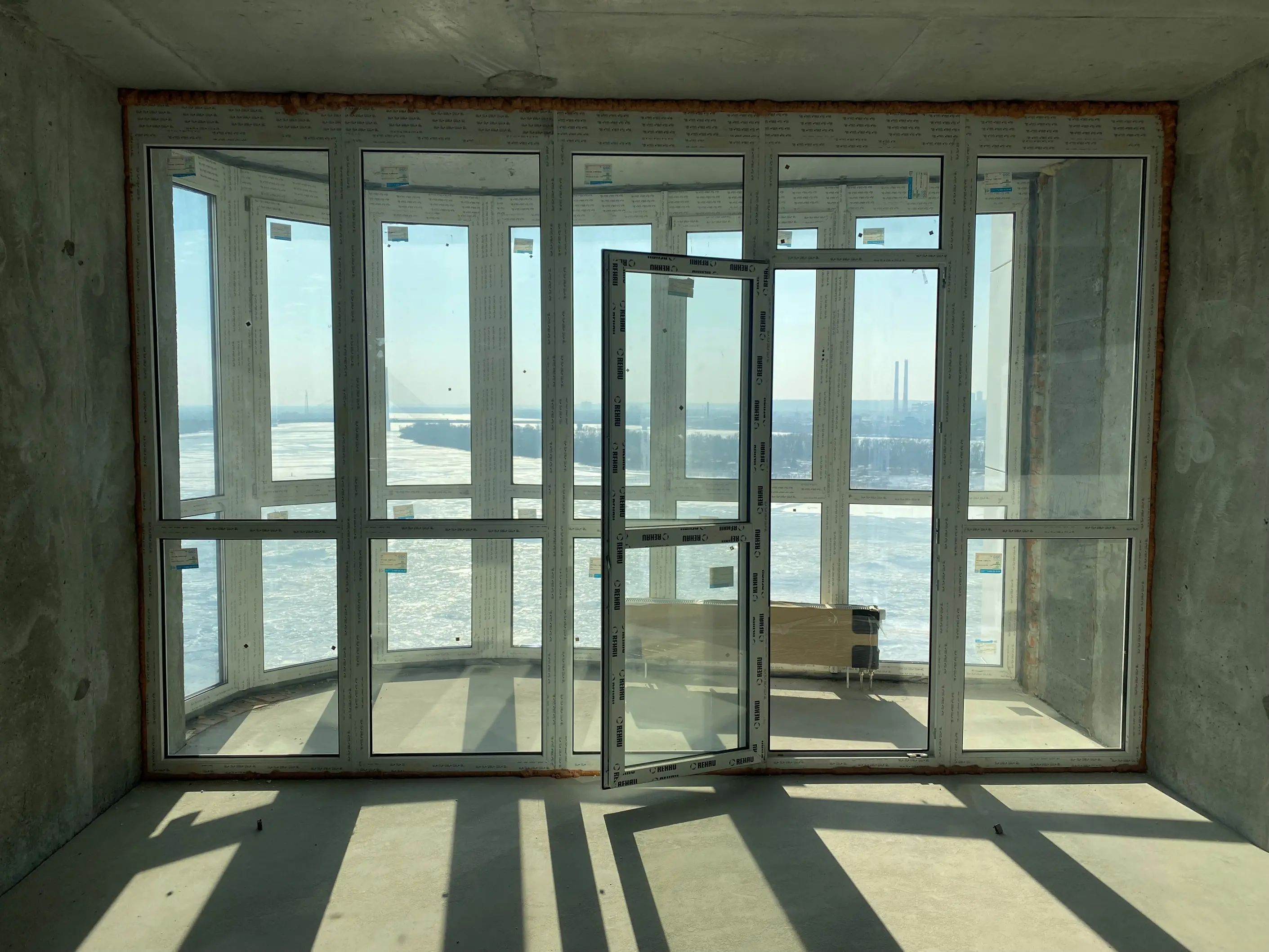 Фото Продаю 3-комнатную квартиру, 89 кв. м, Днепровская набережная 17 Киев, цена: 160000 $, код 642