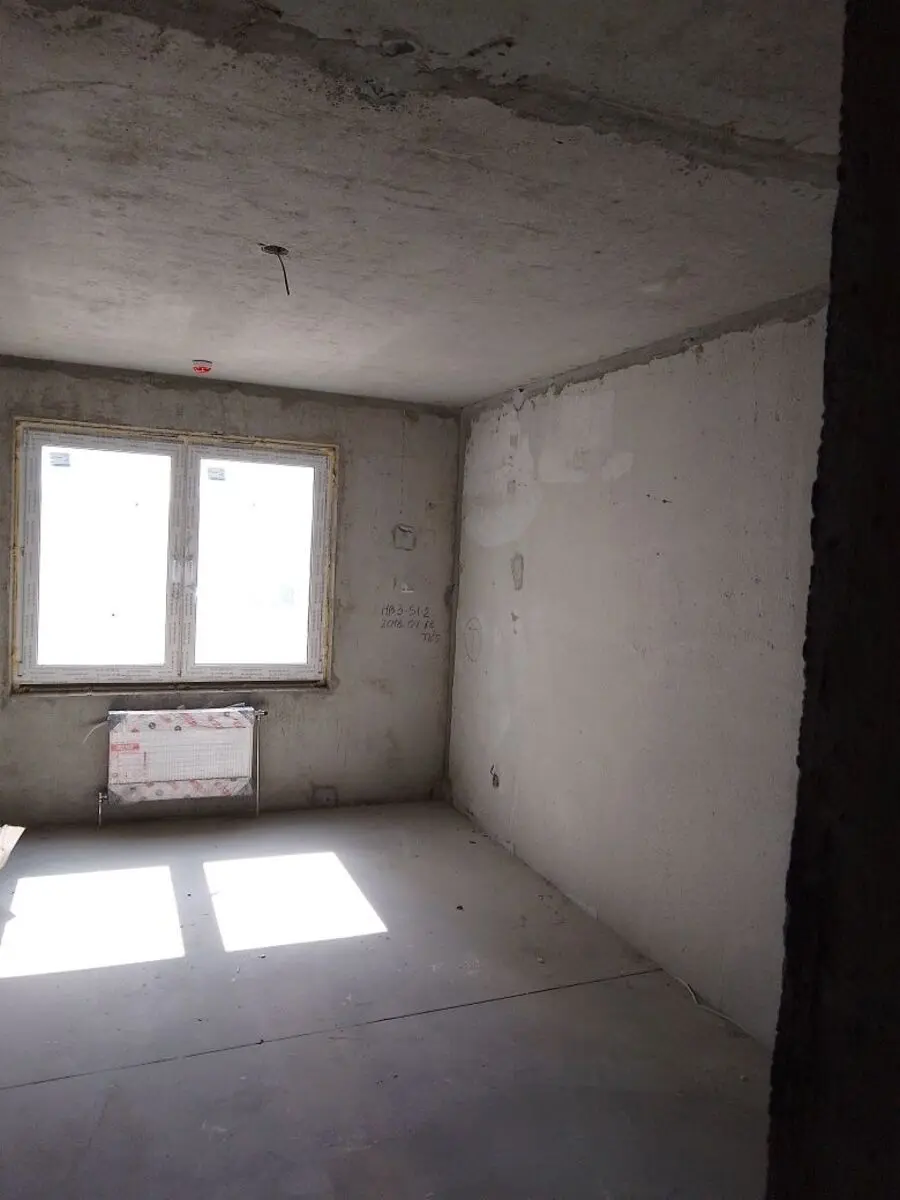 Фото Selling a 1-room apartment, 51 sq.m., Motornyi lane  Kyiv, price: 59000 $, code 3305